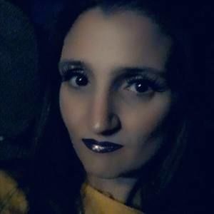 Meet your Posher, Becky